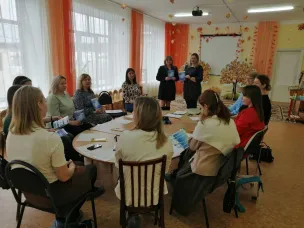 #Госюрбюро провело мероприятие просветительского характера совместно с правовым консультированием на базе МДОУ детский сад "Солнышков рамках "с родителями детей в рамках Всероссийского дня правовой помощи детям".