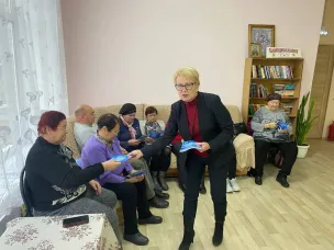 Инвалиды и пенсионеры дневного стационара смогли получить бесплатное правовое консультирование в г. Лысково